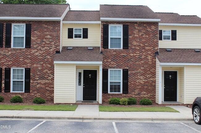 Building Photo - 324 Mae Byrd Rd