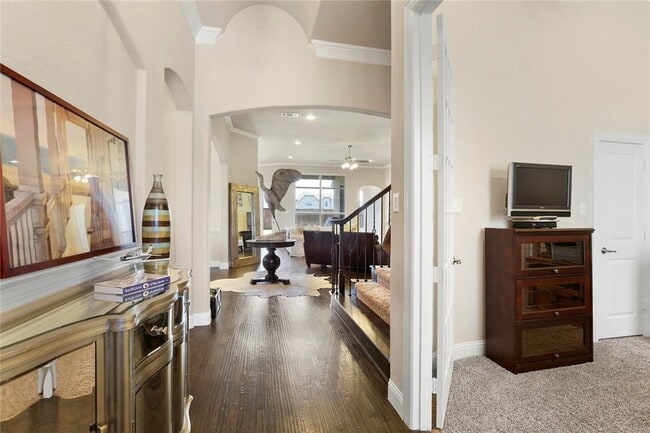 Photo - 861 Waterview Dr