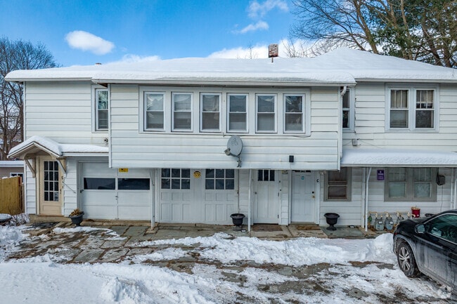 Back house - 113 Clark St