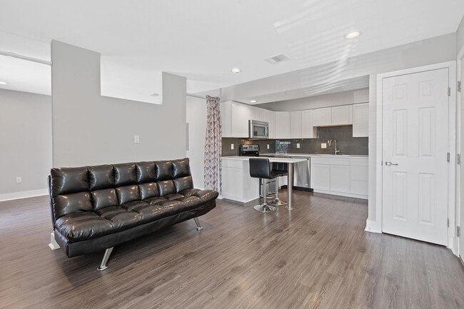 Photo - 935 La Posada Dr Unit 254