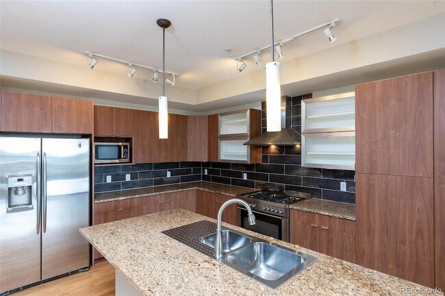 Photo - 2240 Clay St Unit 505