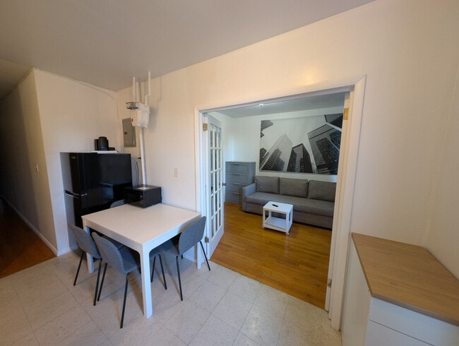 Photo - 224 E 95th St Unit ID1058699P