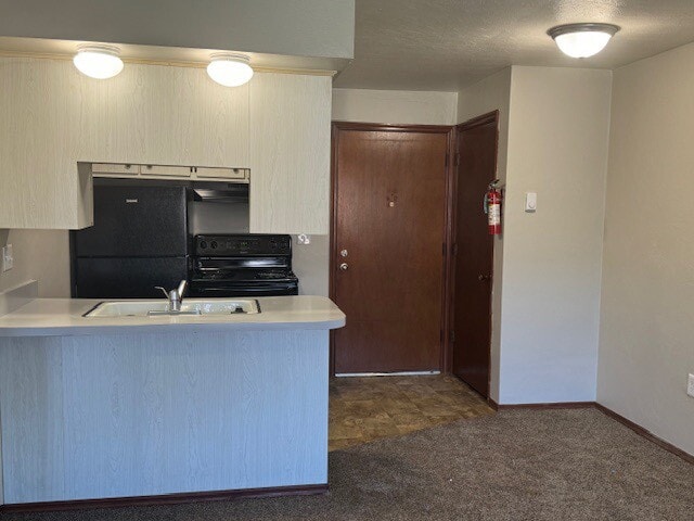 Kitchen - Miamisburg Estates