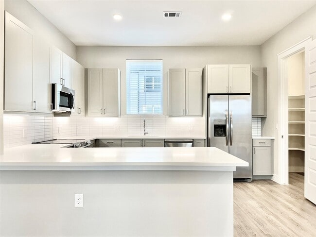 Photo - 5026 Zion Rd