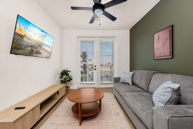 Building Photo - 3820 N Clark Ave Unit ID1312506P