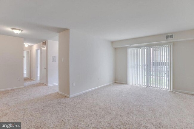 Photo - 229 43rd Rd NE