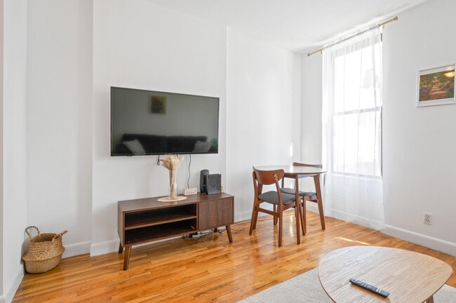 Photo - 837 2nd Ave Unit FL3-ID1039015P