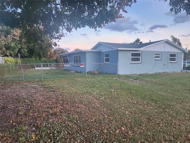 Photo - 7225 Deerfield Dr