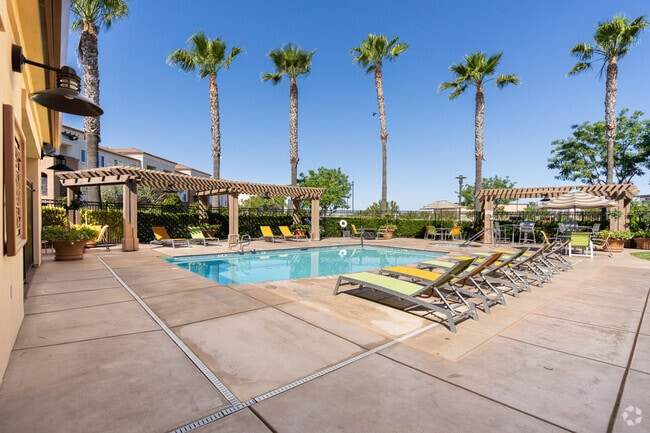 Building Photo - Palmilla at Campus Pointe