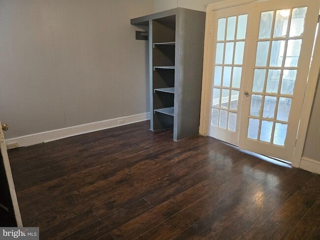 Photo - 204 N 57th St