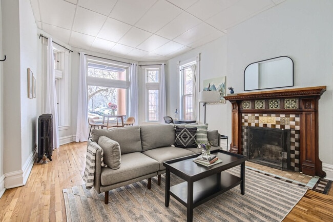 Building Photo - 2805 E 16th Ave Unit SI FL1-ID1026248P