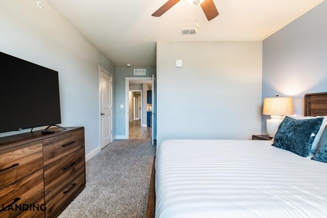 Photo - 305 Laredo Dr Unit 2-306