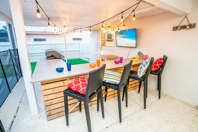 Photo - 6518 Solitaire Palm Way Unit ID1057359P