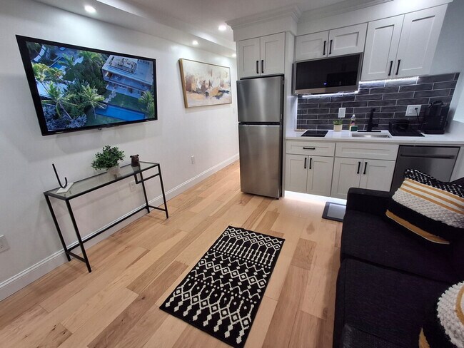 Photo - 919 Atwells Ave Unit ID1373632P