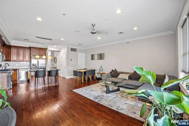 Photo - 180 19th St Unit 2