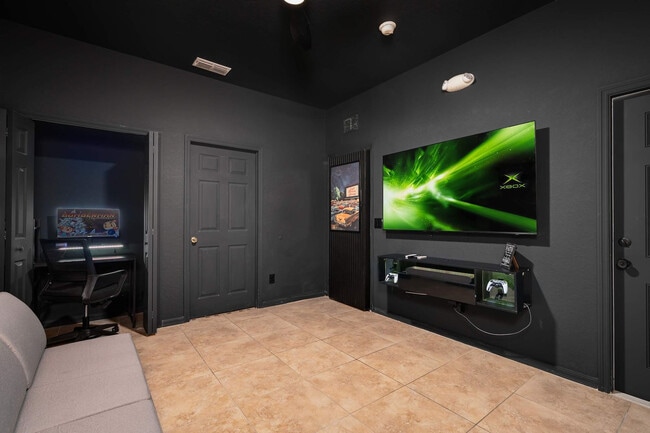 Photo - 202 Napoli Dr Unit SI ID1524601P