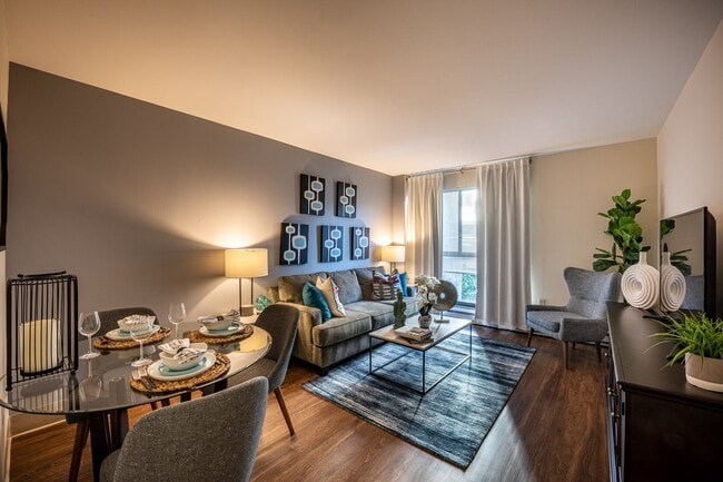 Building Photo - The Atherton