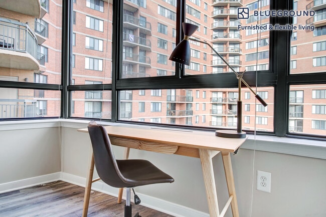 Photo - 901 15th St S Unit FL8-ID372