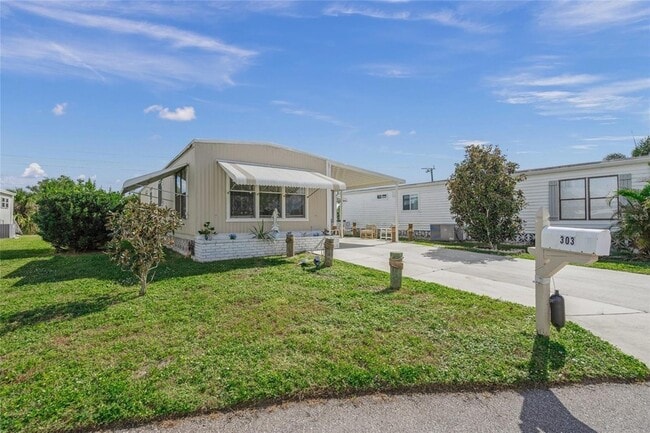 Photo - 303 Marlette Dr