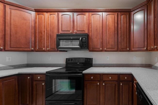 Photo - 6 Carpenter Ct