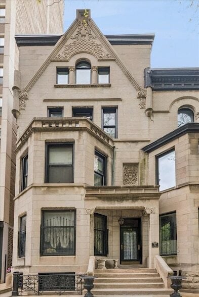 Building Photo - 42 E Cedar St Unit 3