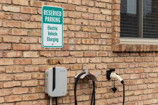 EV Charging - Park Clayton