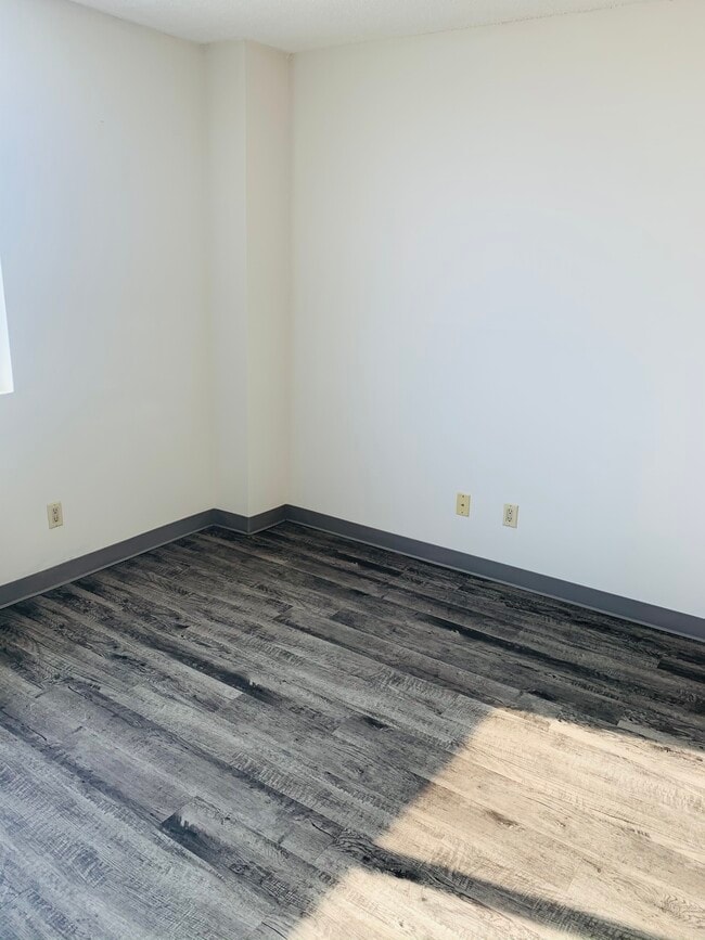 Bedroom with plank - Westbrook Tower