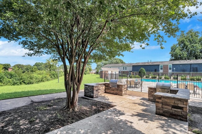 Photo - BayPointe Crossing