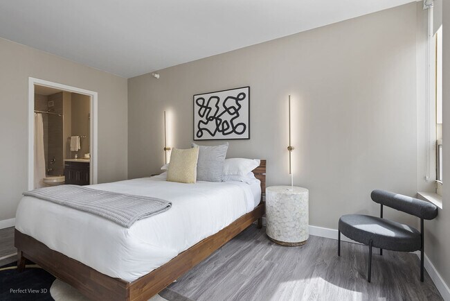 Photo - 45 E Chicago Ave Unit ID1029603P