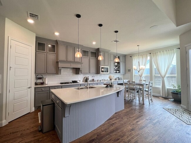 Photo - 10505 Wintergreen Dr