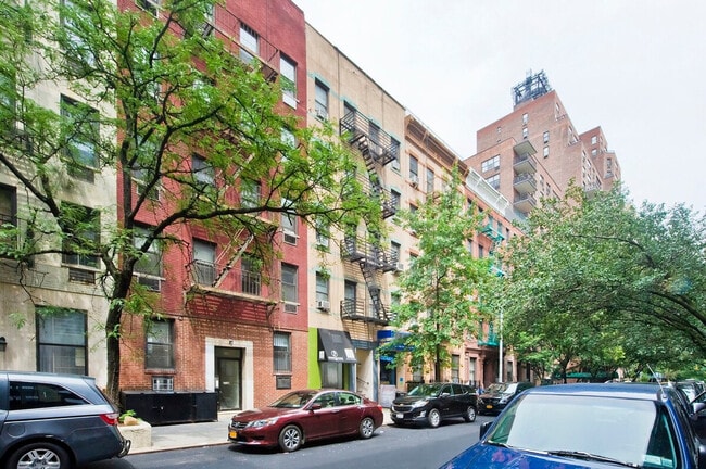 Photo - 1581 1st Ave Unit SI ID1032059P