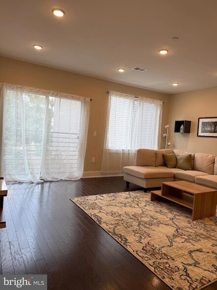 Photo - 1651 E Eyre St