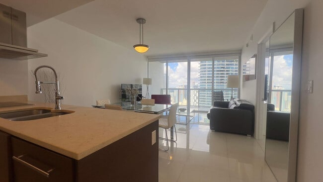 Photo - 485 Brickell Ave Unit SI ID1240672P