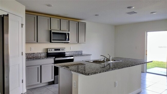 Photo - 16702 Carlton Pond St