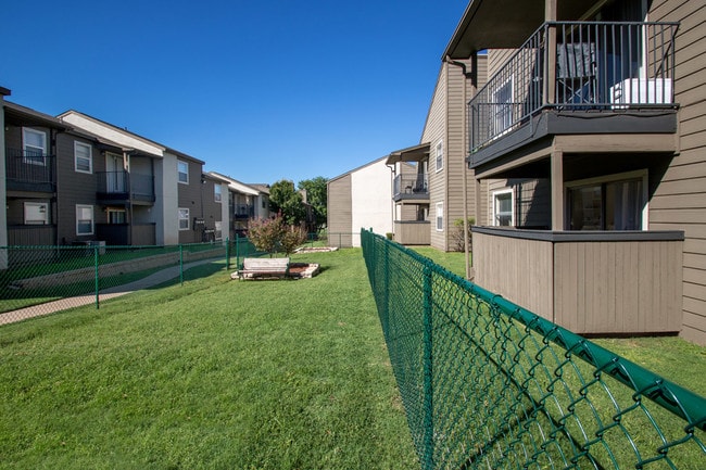 Dog Park - Stonegate