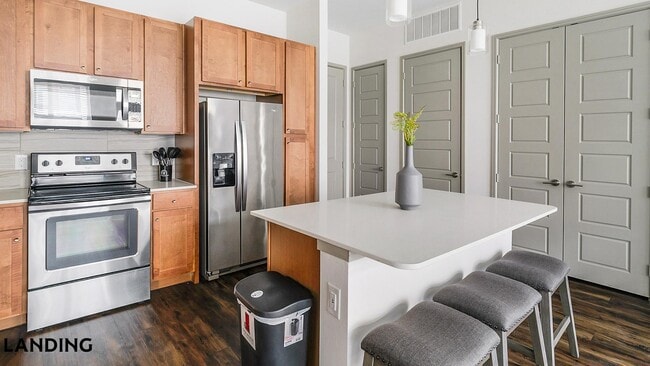Photo - 1711 Caroline St Unit 318