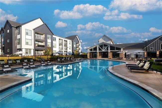 Building Photo - 3890 Floyd Rd