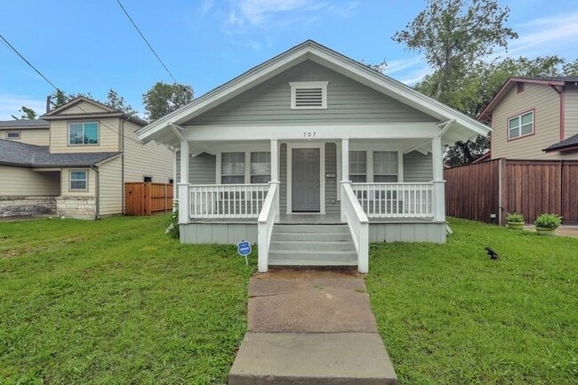 Photo - 707 N Tennessee St