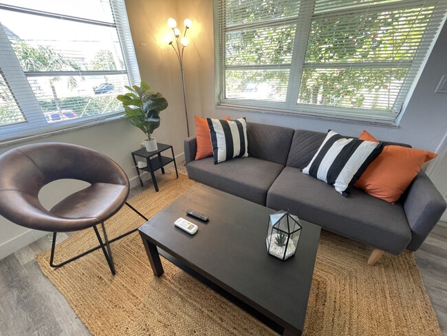 Photo - 2635 SW 24th Ave Unit ID1056528P