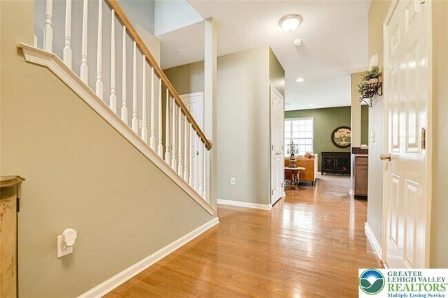 Photo - 4492 Cottonwood Dr