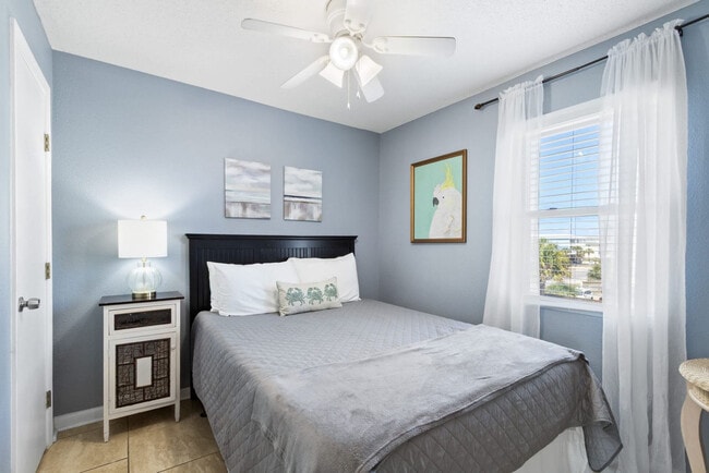 Photo - 1159 W Beach Blvd Unit SI ID1541225P
