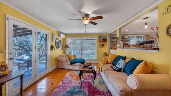 Building Photo - 316 Jacobs Creek Park Rd Unit ID1351235P