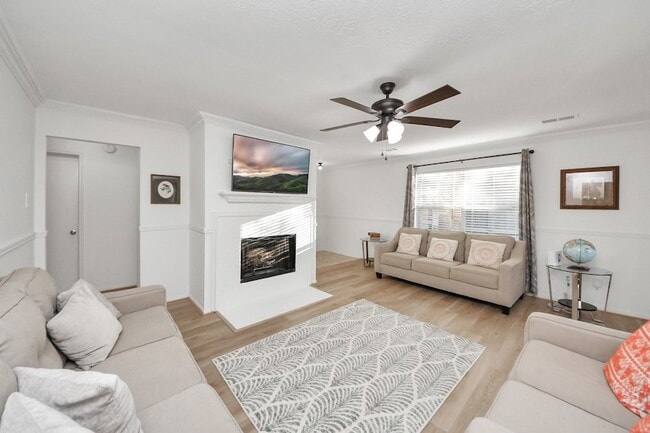 Photo - 20403 Blue Juniper Dr