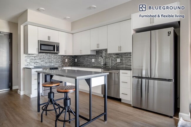 Photo - 21 Charles St Unit FL6-ID921