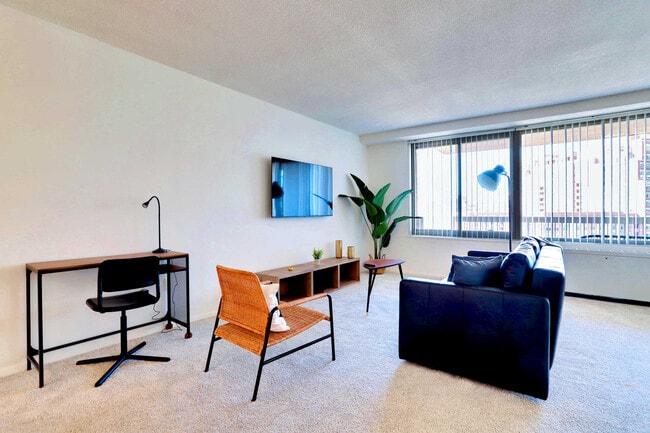 Photo - 1600 S Eads St Unit FL10-ID1022568P