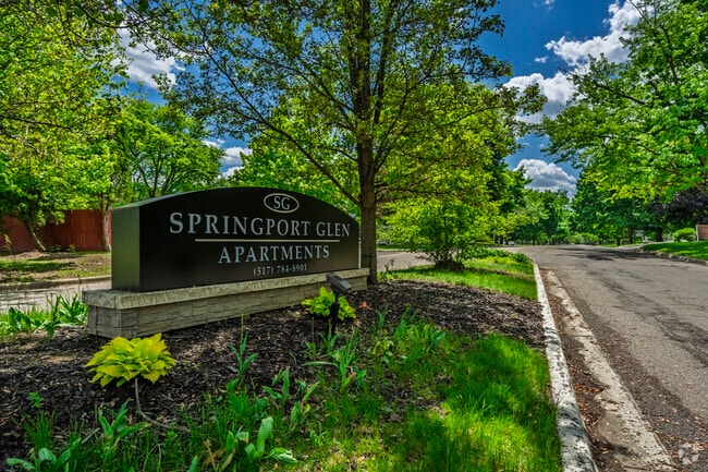 Building Photo - Springport Glen