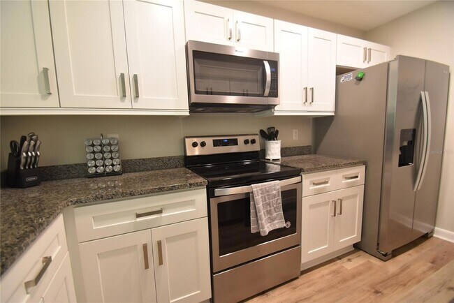 Photo - 1720 Glenhouse Dr Unit GL427