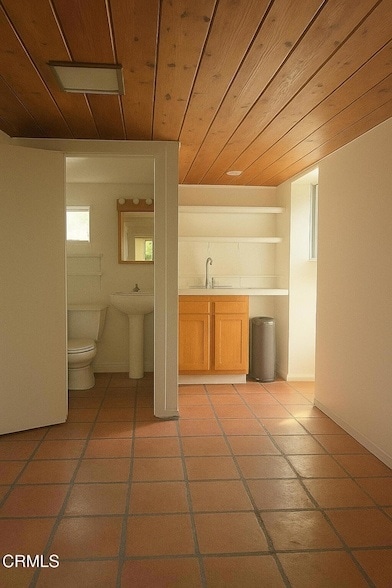 Photo - 1115 N Signal St