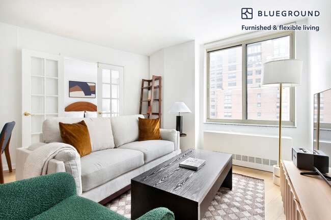 Building Photo - 400 Chambers St Unit FL8-ID2128