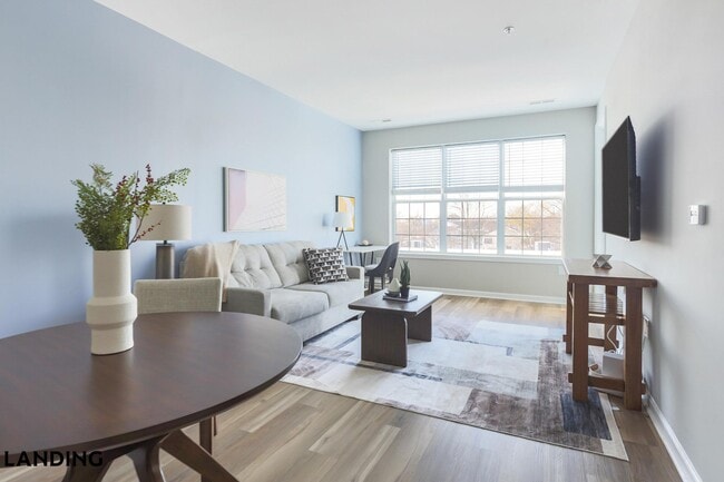 Photo - 100 River Park Dr Unit 324